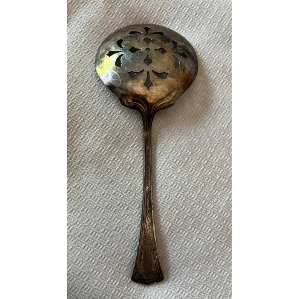Continental MFG. Co Vintage Tomato Server